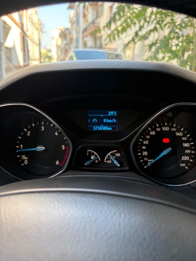 Ford focus - 2