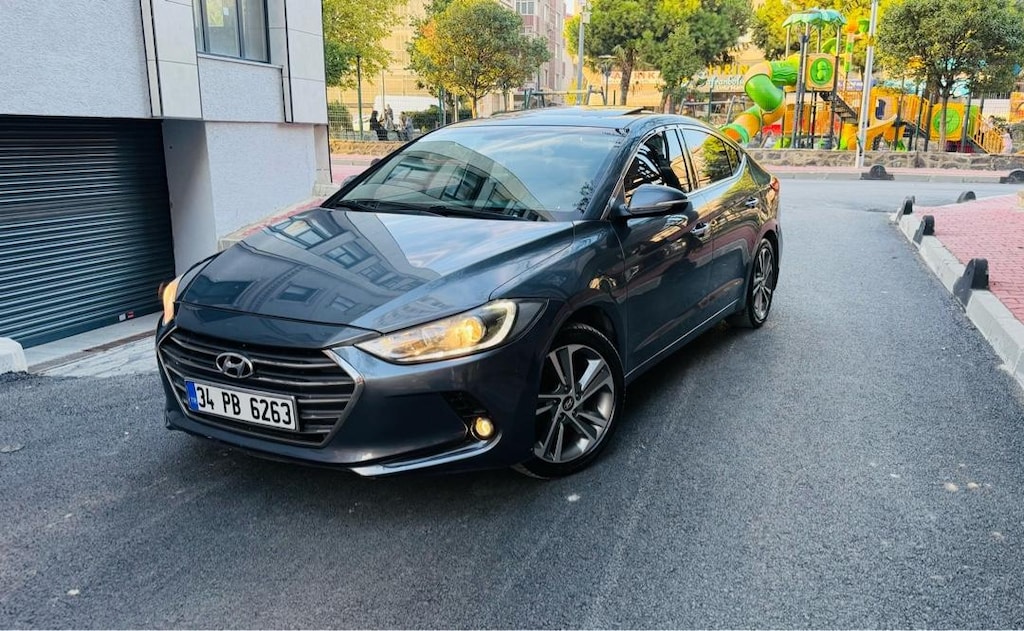 2016 HYUNDAI ELANTRA 1.6 CRDi ELITE PLUS SUNROOF OTOMATİK - 2