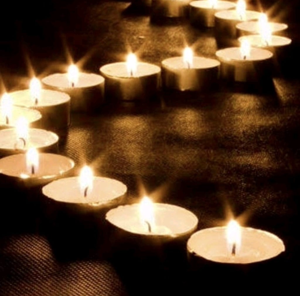 Beyaz 9 Saat Yanan Büyük Boy Tealight Mum - 2