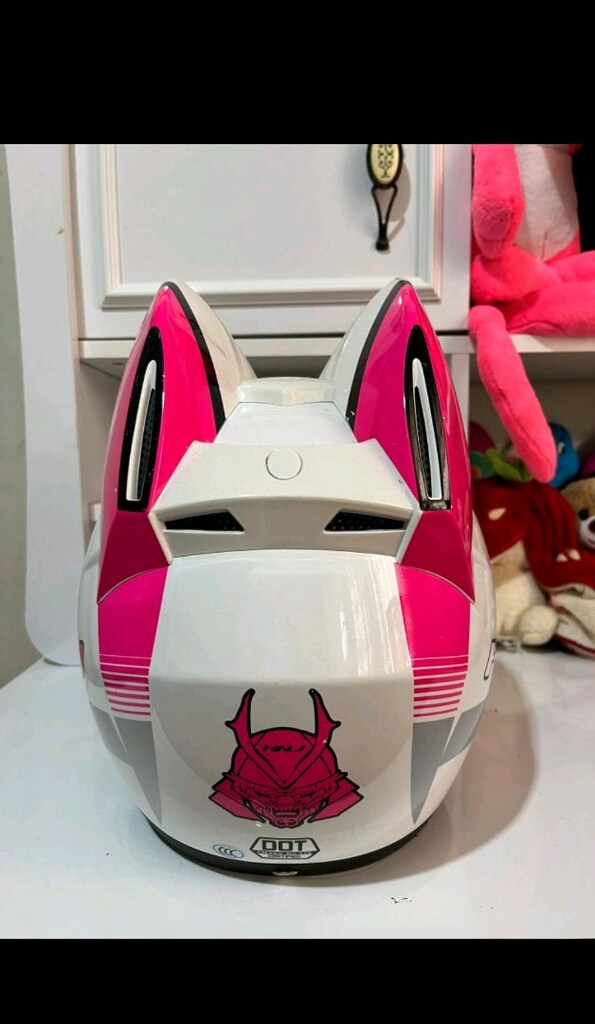PEMBE KEDİ KULAKLI MOTORSİKLET KASKI - 4