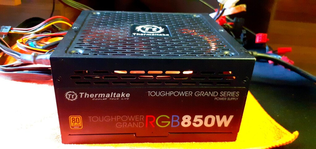 Thermaltake Toughpower Grand RGB 850W Gold PSU - 9
