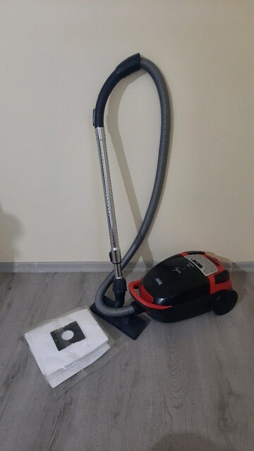 Toz Torbalı Elektrikli Süpürge - Fakir RedVac Black 2000W