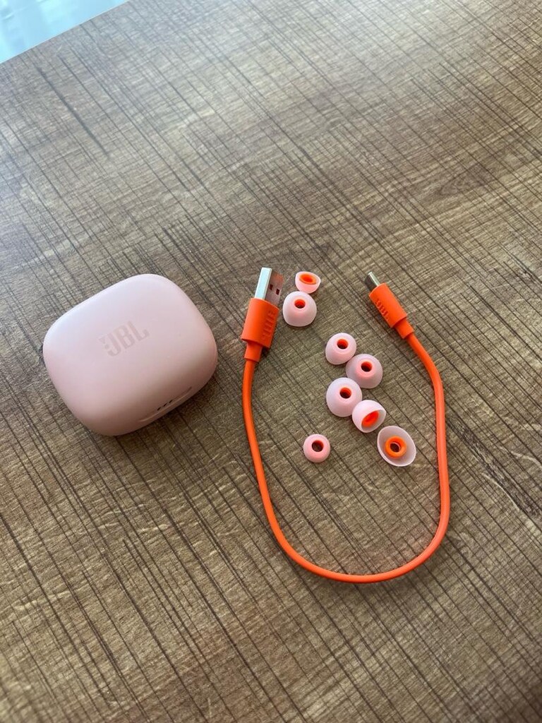 JBL LİVE PRO+ - 4