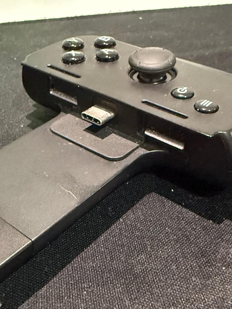 Razer Kishi V2- Sıfırdan Farksız - 4