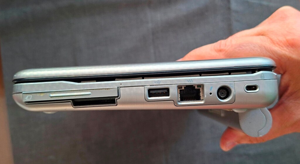 Hp Mini 2133 Pc Laptop - 5
