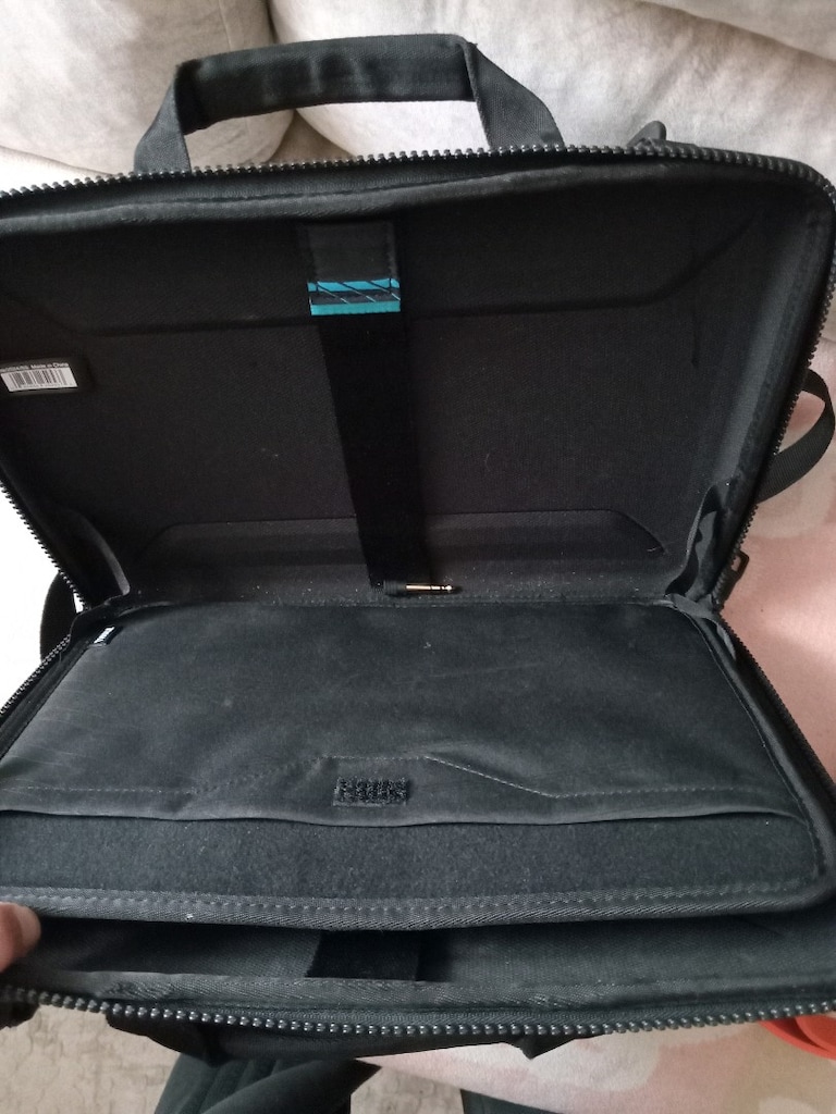 laptop & macbook çantası 2 aylık temiz - 3