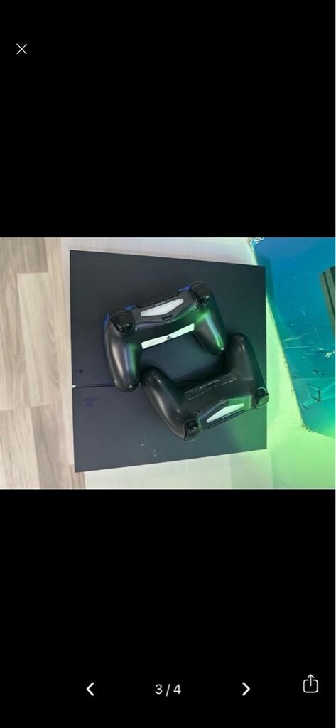 playstation 4 - 3