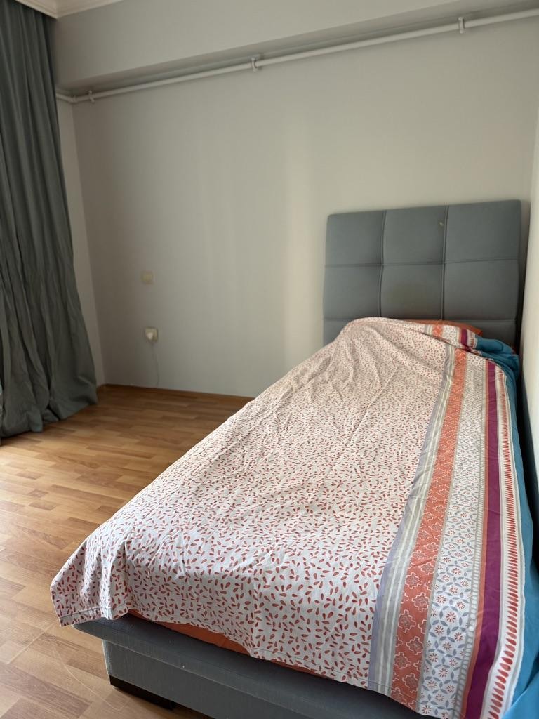 Tek kisilik yatak