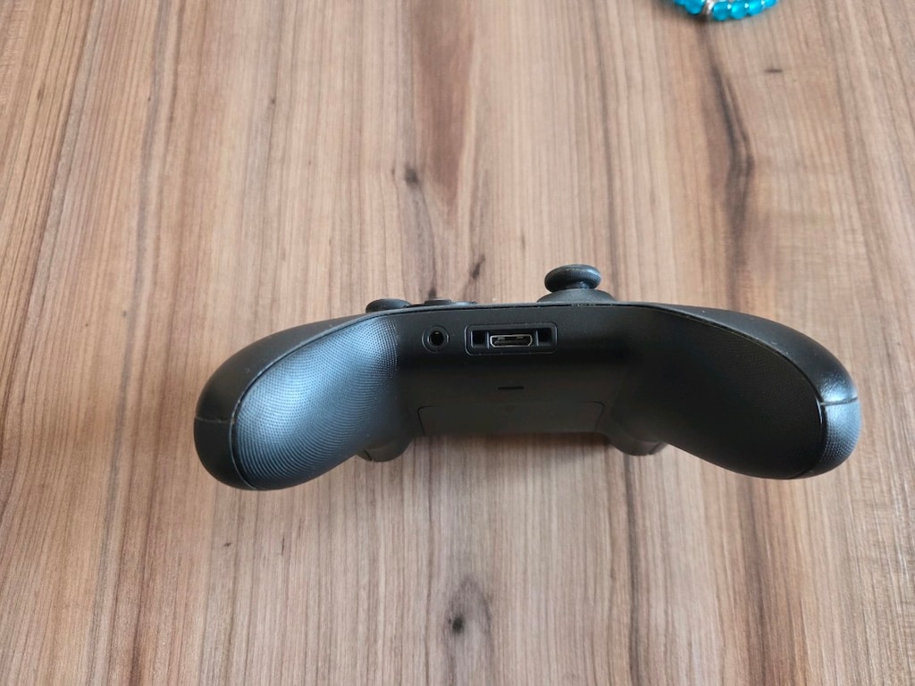Xbox 9. nesil kol siyah - 4