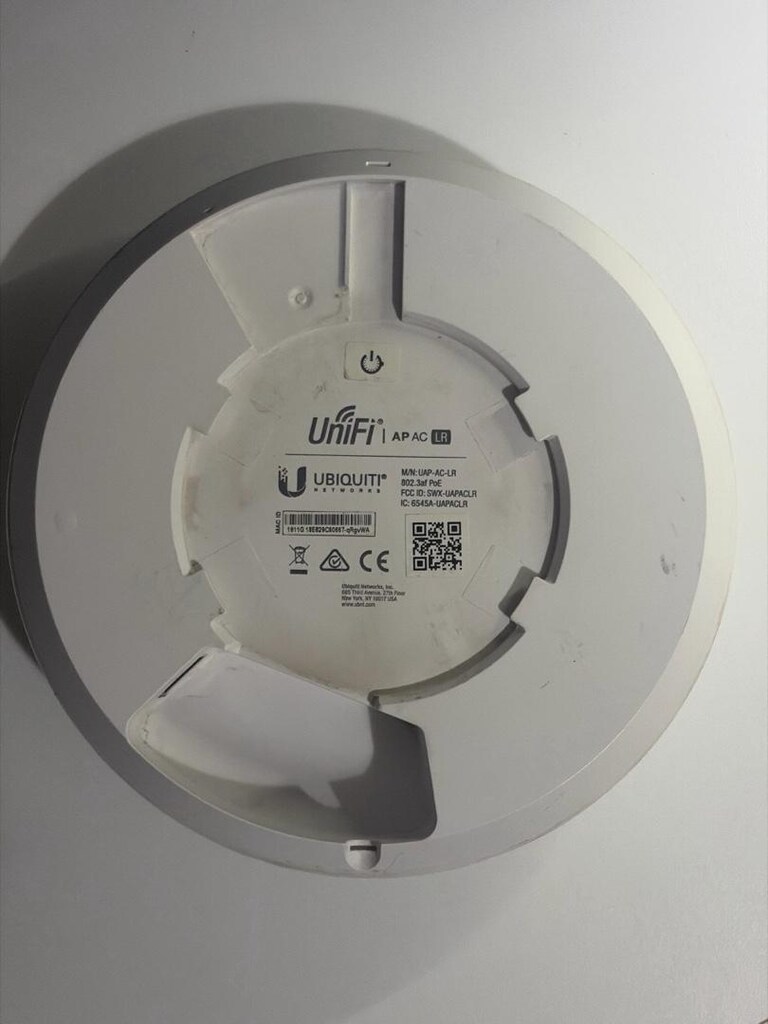 UBIQUITI UAP-AC-LR UNIFI 1 PORT 867MBPS 5GHZ 6dBI LONG RANGE POE ACCES - 2