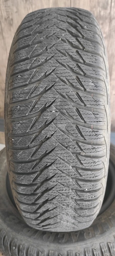 175 65 14 GOODYEAR ULTRAGRİP KIŞ LASTİĞİ - 14