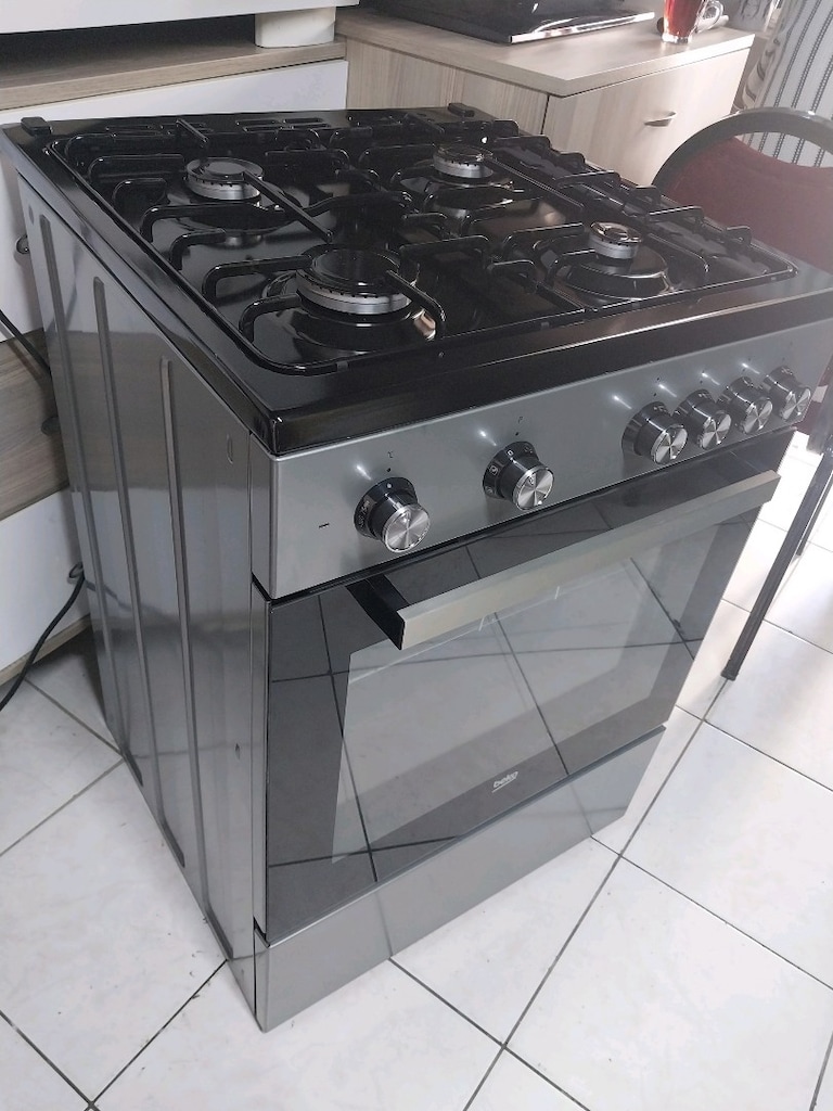 Beko 4 Gözlü Gazlı Fırınlı Ocak - Çok Az Kullanılmış - 4