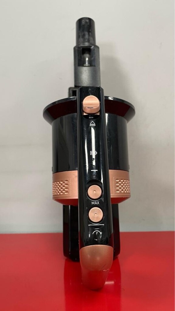 GRUNDIG ŞARJLI SÜPÜRGE. SADECE MOTOR KISMI SATILIKTIR 2500₺ - 4