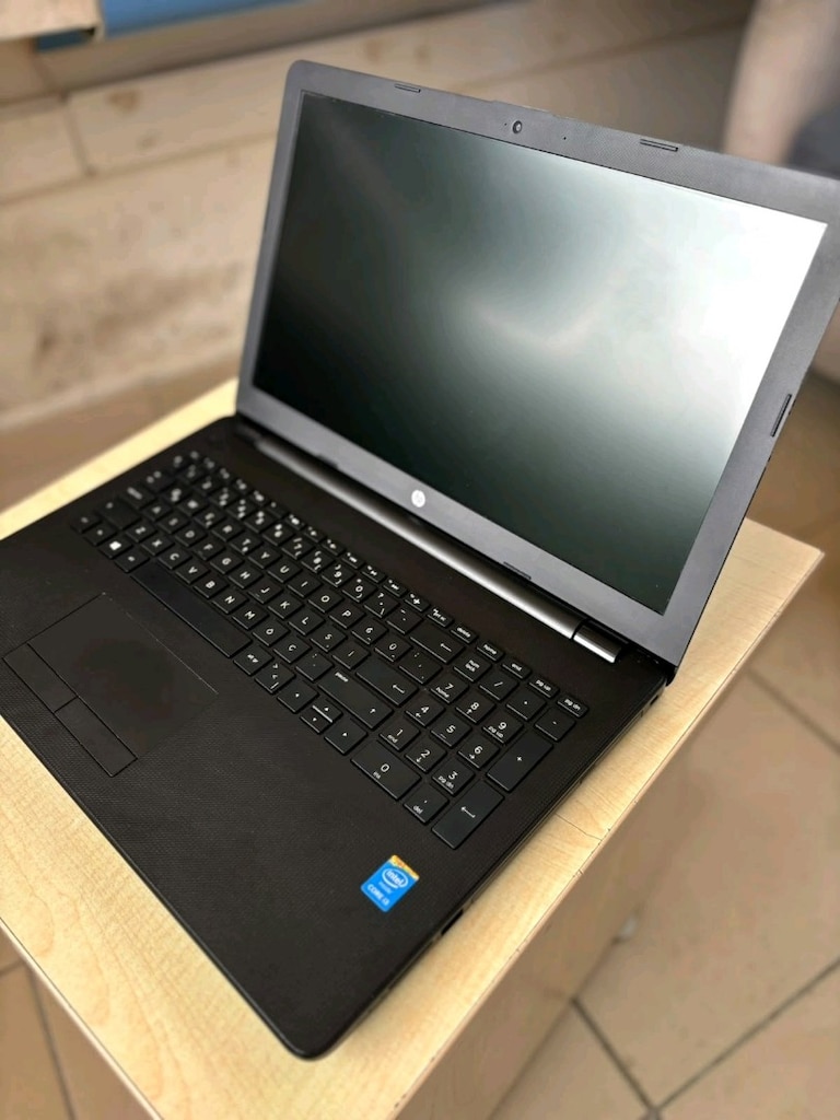 SIFIR AYARINDA KUSURSUZ HP LAPTOP 15-BS1XX - 4