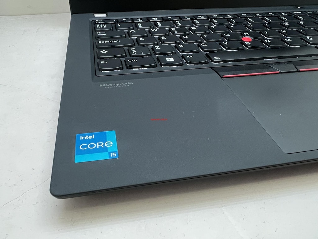 THİNKPAD T14 İ5 11. NESİL 16 GB RAM 256 M2SSD - 3