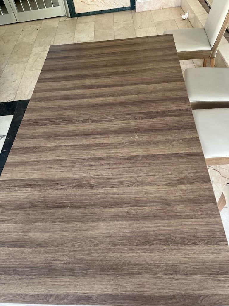İstikbal salon masası ve 6’lı sandalye takımı - 6