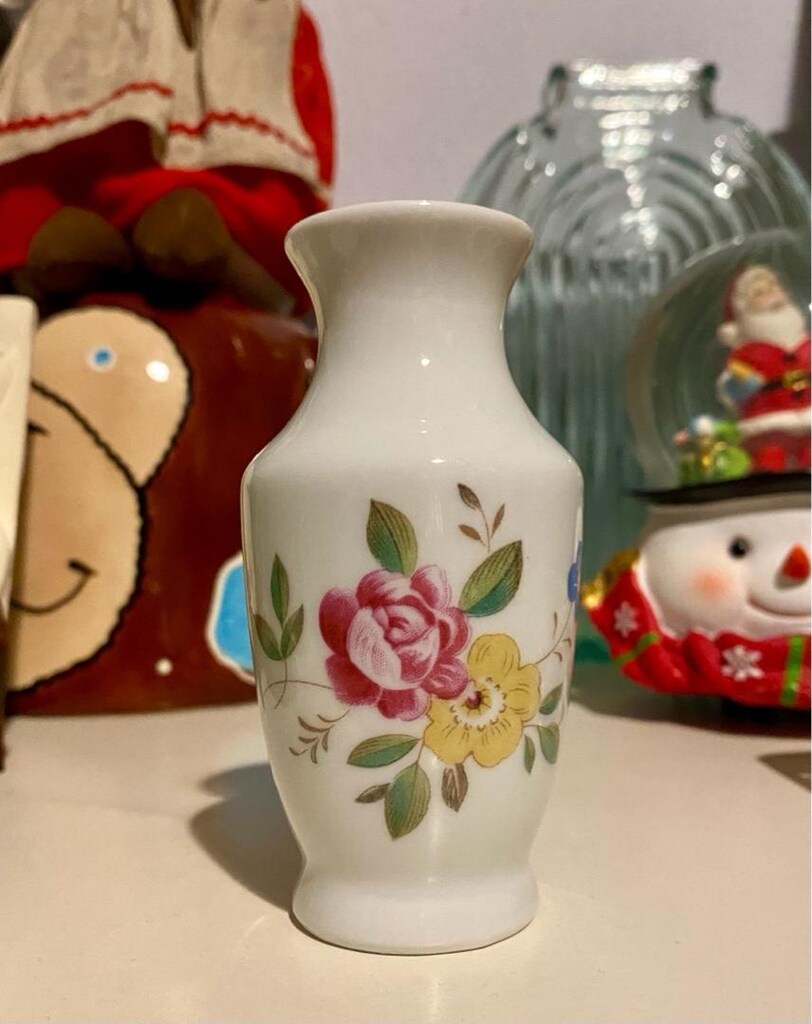 Vintage El Yapımı Mini Porselen Vazo - 6