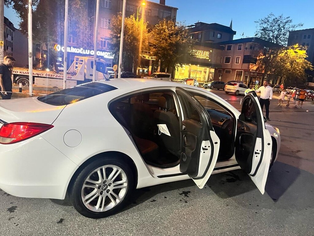 TEMİZ BAKIMLI OPEL İNSİGNİA 2.0 CDTİ OTOMATİK - 20