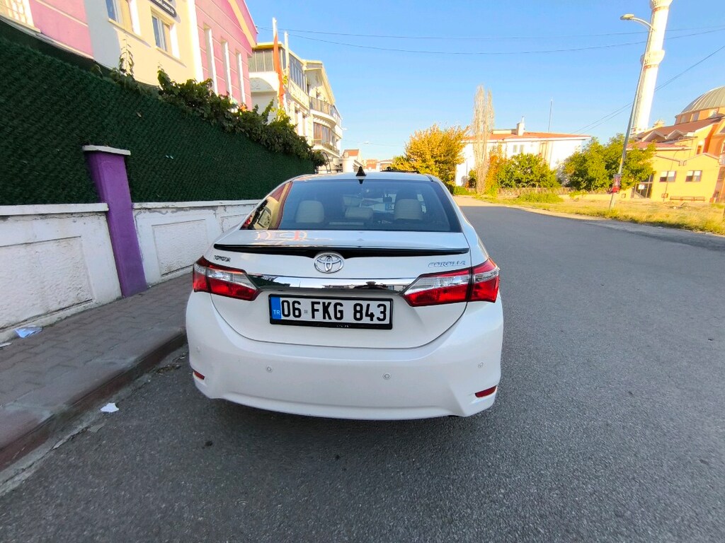 acil satılık Toyota Corolla 1.6 premium otomatik değişensiz tramersiz - 5