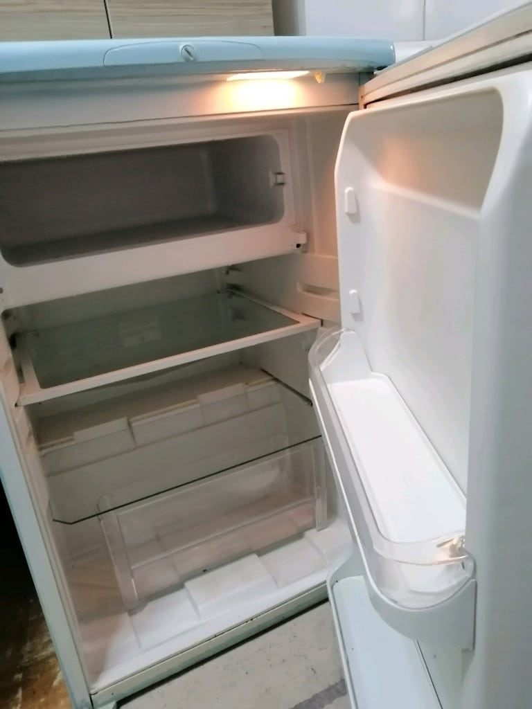 mini ofis buzdolabı 85 cm yüksekliği 55 cm enide - 9