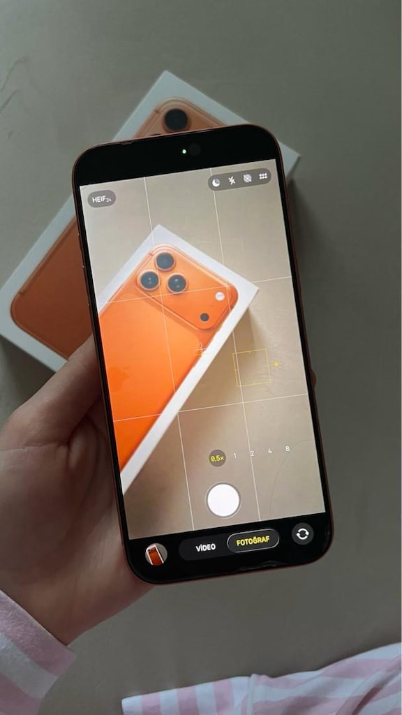 Turuncu Akıllı Telefon - 5
