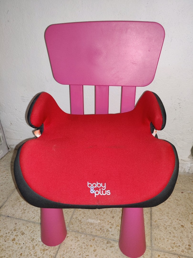 IKEA Çocuk Masa-Sandalye ve Koltuk Yükseltici - 3