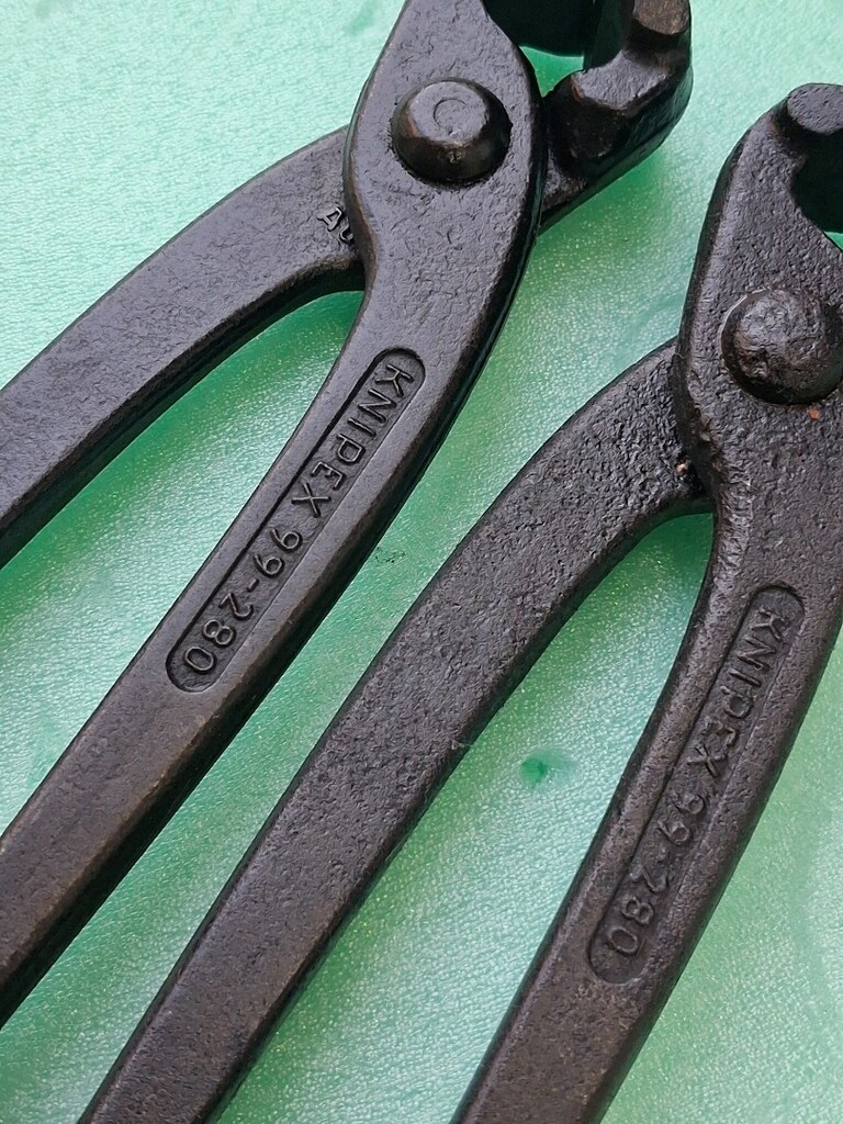 KERPETEN KNİPEX - 10