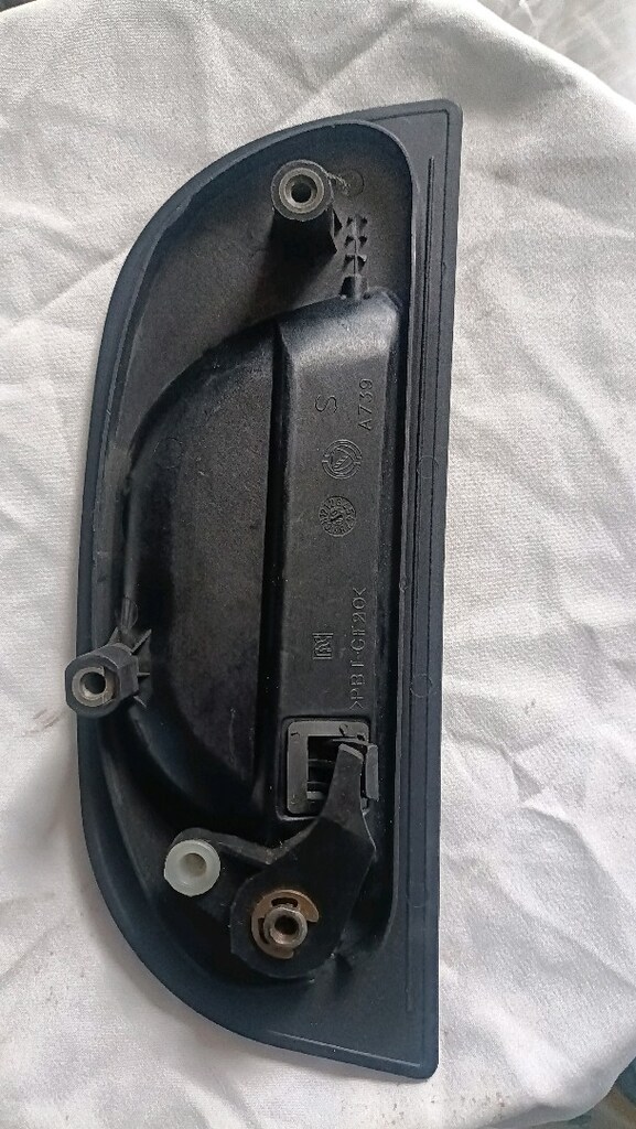 ALFA ROMEO 147 ARKA KAPI DIS KOL ORJINAL - 2