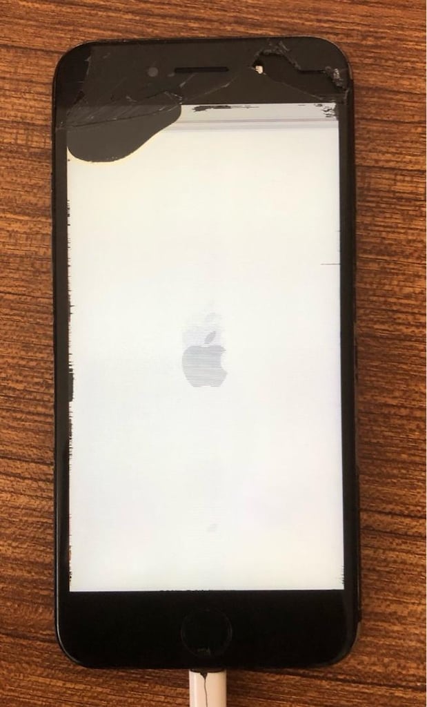 iPhone 7 TR 32gb iCloud şifresi yok batarya şişmiş PARÇA AMAÇLI - 2