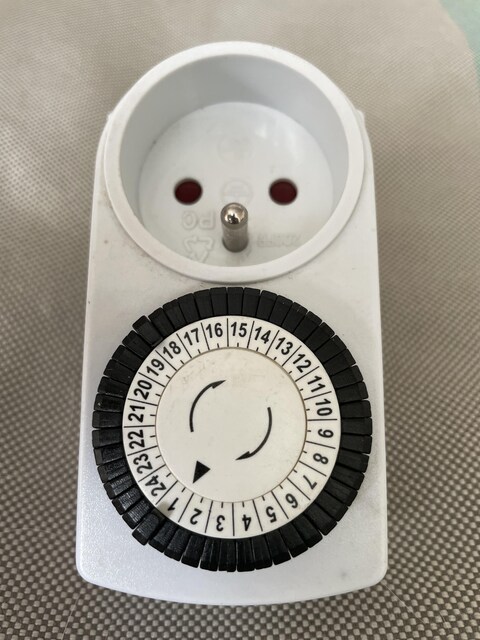 Mini mechanical timer,