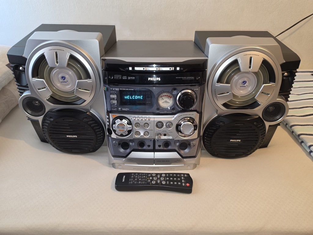 PHILIPS FW-V785 Müzik Seti + Kumanda eksiksiz aksesuar içeriği