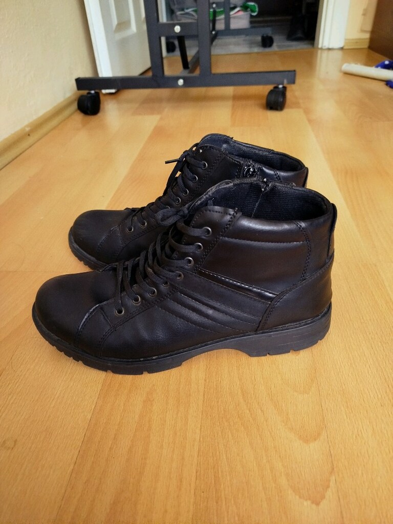 Yeni gibi çok sağlam bot fermuarlarinda bir sıkıntı yok sadece sağ - 7