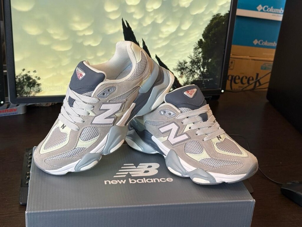 NewBalance 9060 - 2