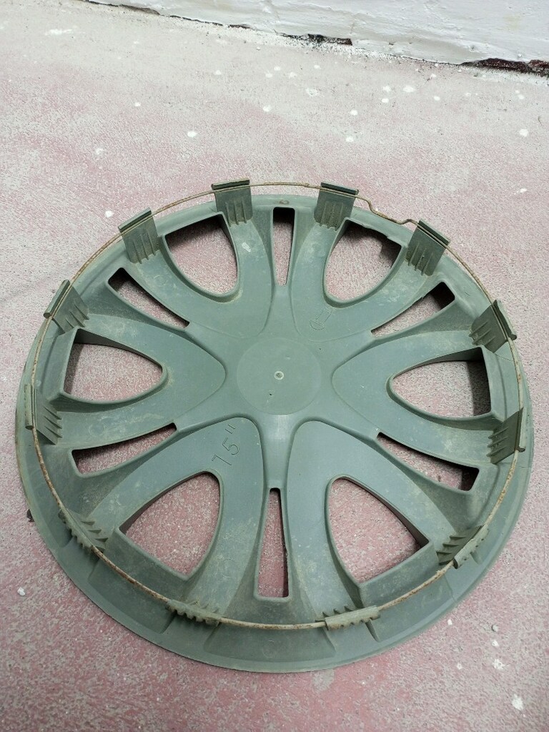 Renault Clio 4 jant kapağı 15 inç - 4