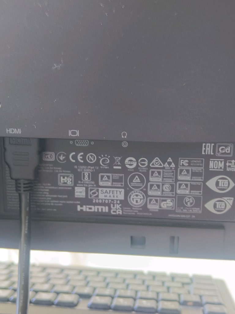 i5 4460 CPU interl core 4.30 GHz 128 GB 22 inch LENOVO Monitör - 13