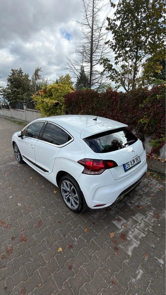 Değişensiz Tertemiz Bakımlı Orijinal Kilometre Ds4 - 5