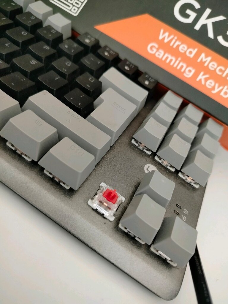 Le coo GK304 Mekanik Oyuncu klavyesi - 3