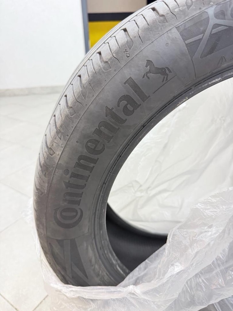 235 50 19 Continental Çok iyi durumda - 2