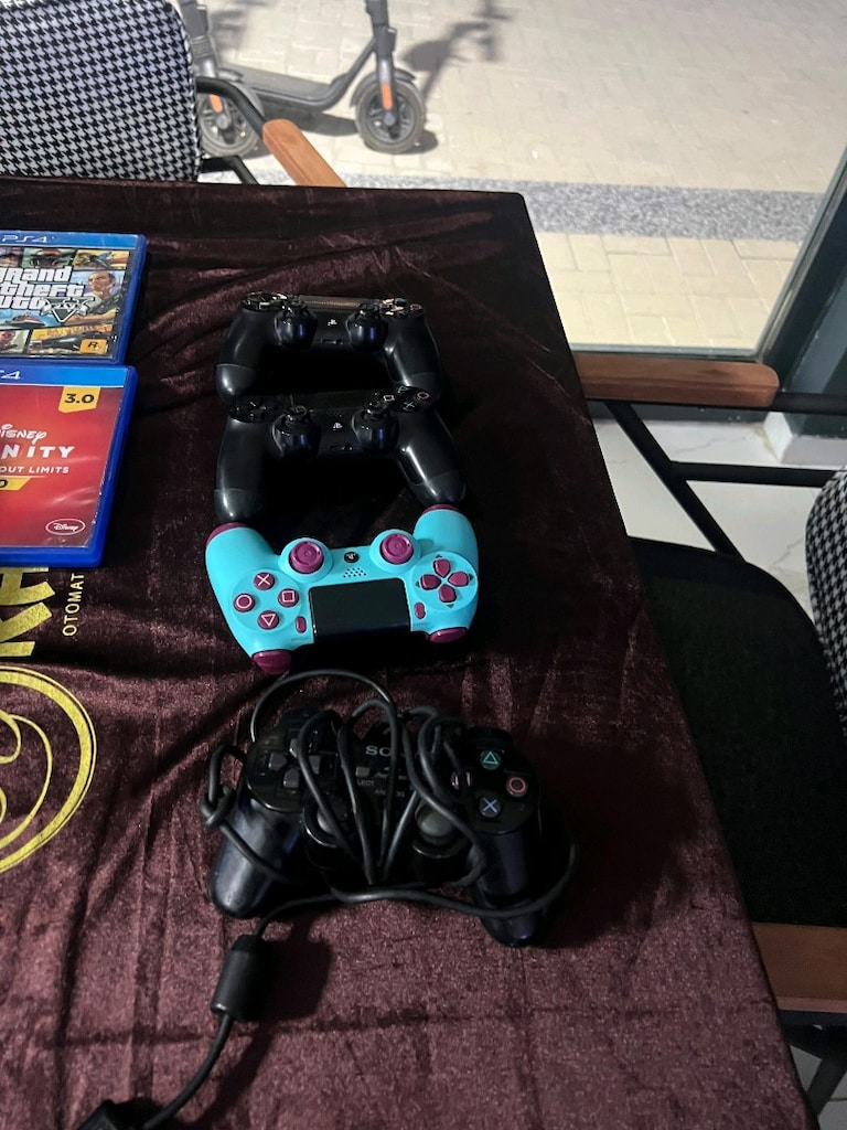 Playstation 4 500 GB ACİL SATILIK - 2