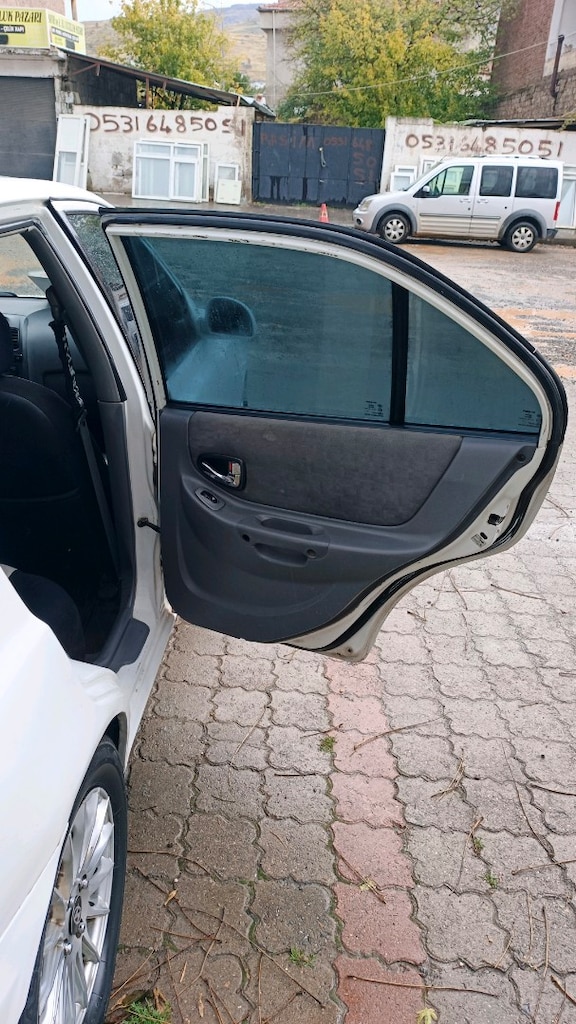 Hyundai admire 1.6 - 13