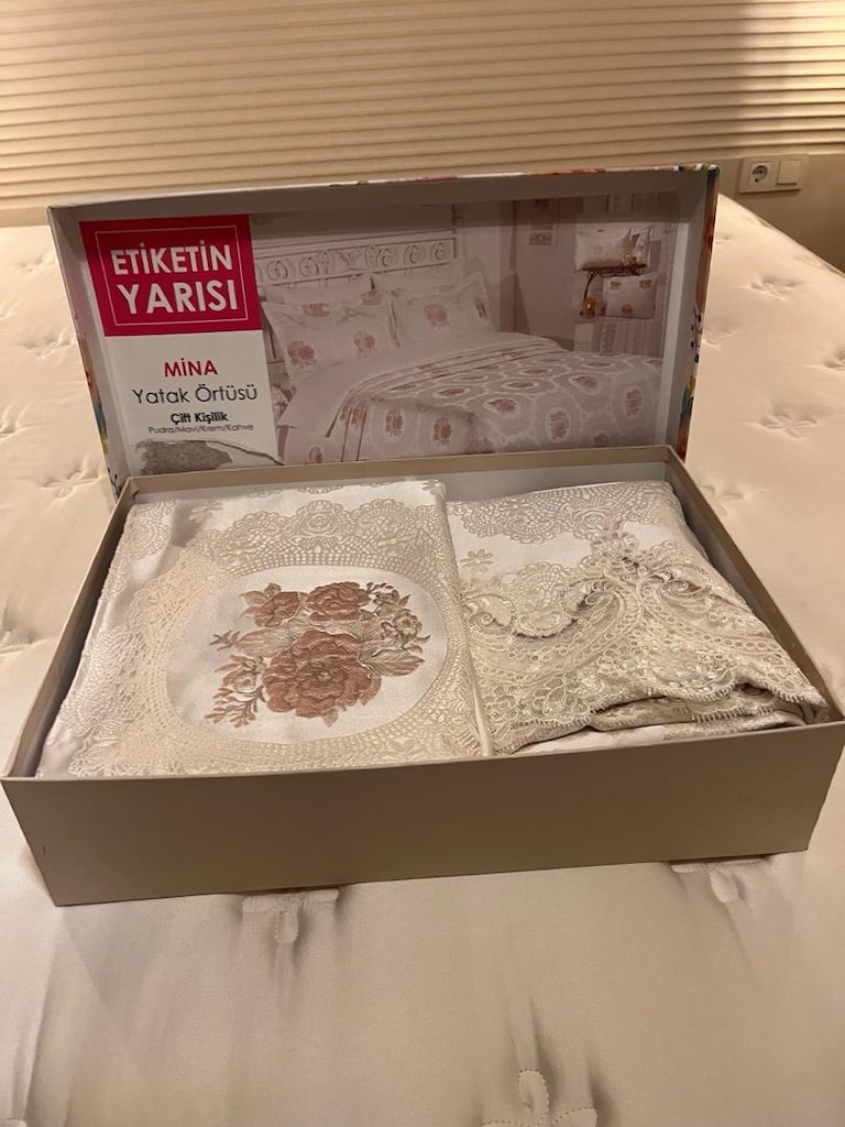 Yatak örtüsü - 2