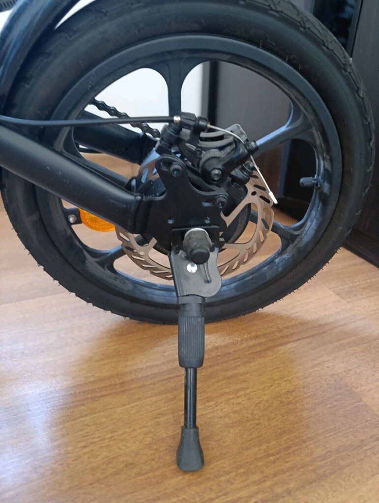RKS 1 s Elektrikli bisiklet renk siyah ve şarjı - 2