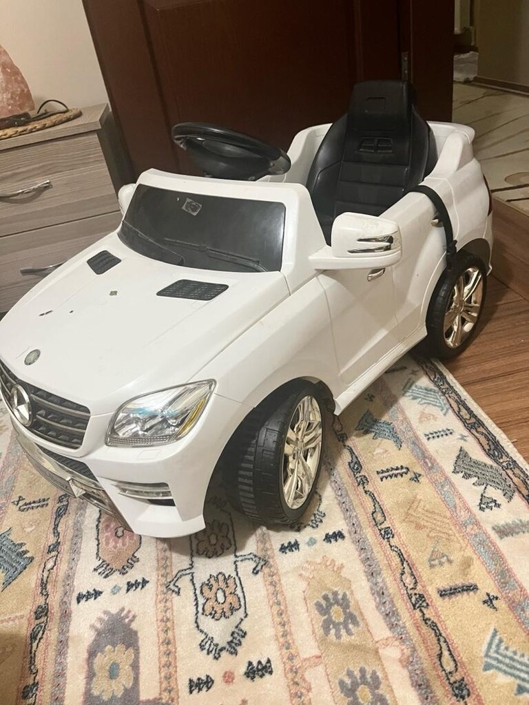 uzaktan kumandalı akülü araba - 2
