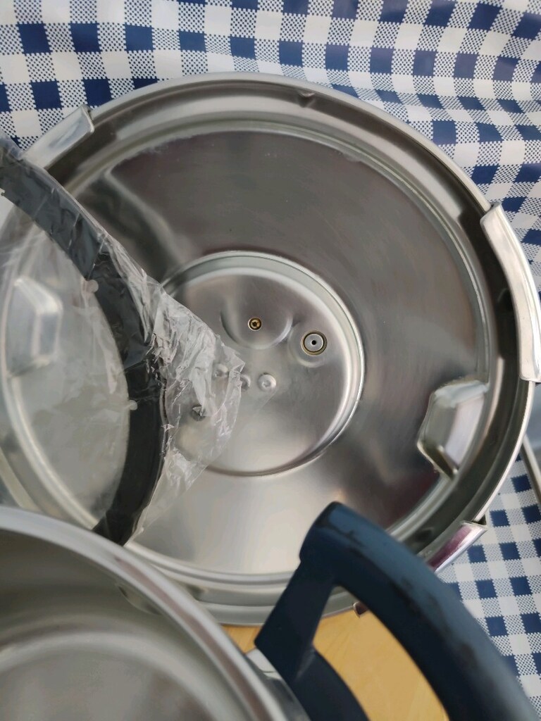 Tefal Clipso 8 Lt düdüklü tencere sağlam sorunsuz çalışıyor - 7