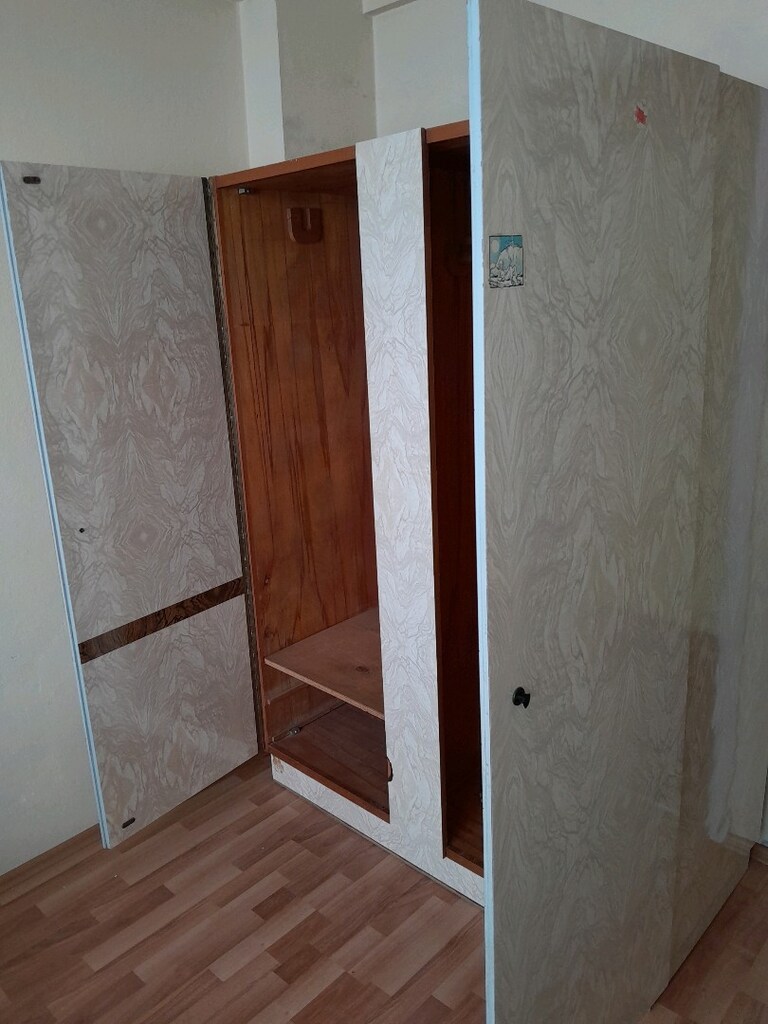 Çok eskilerden gardolap uygun fiyat - 3