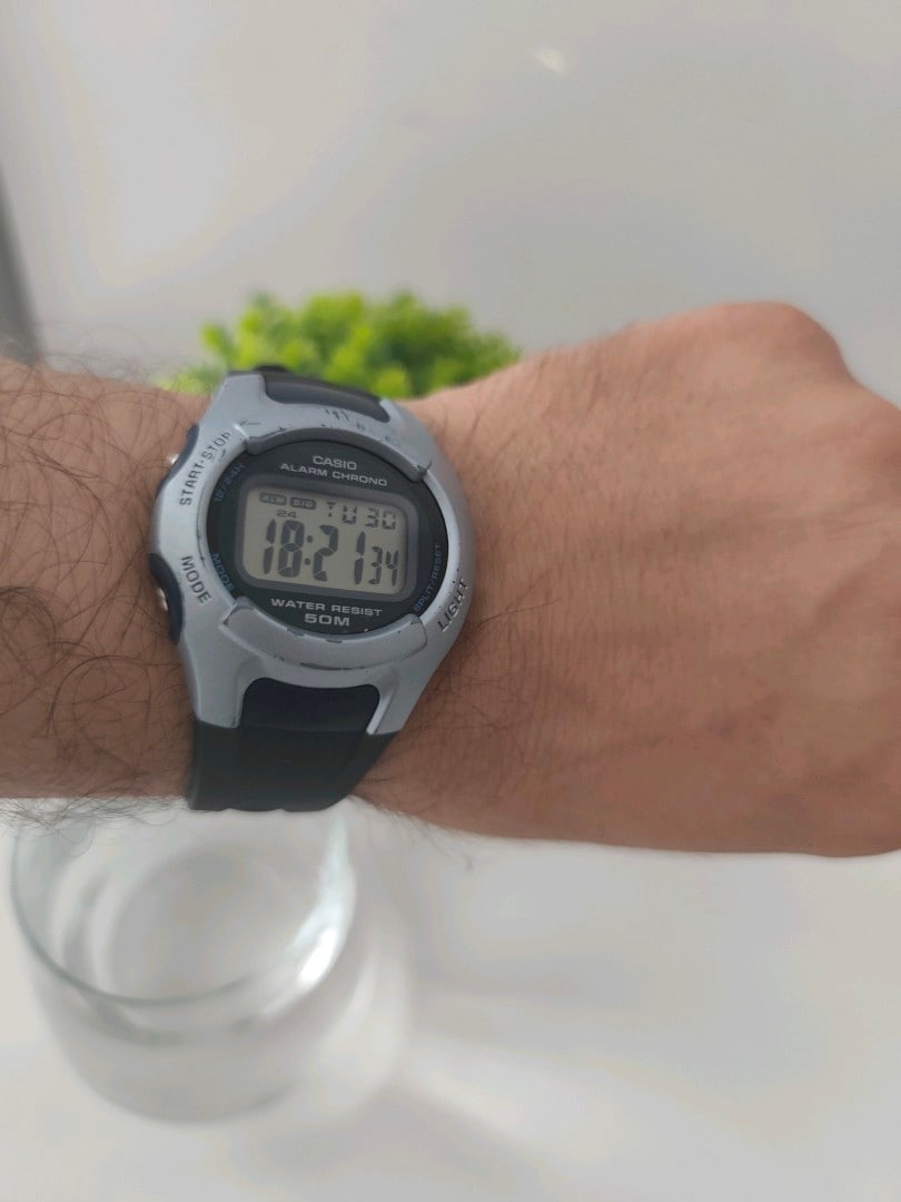 Casio W-42H Erkek Dijital Saat - 2