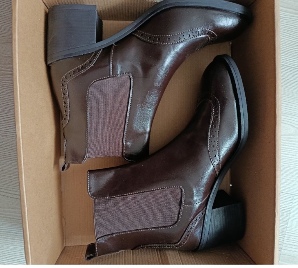 bordo topuklu bot