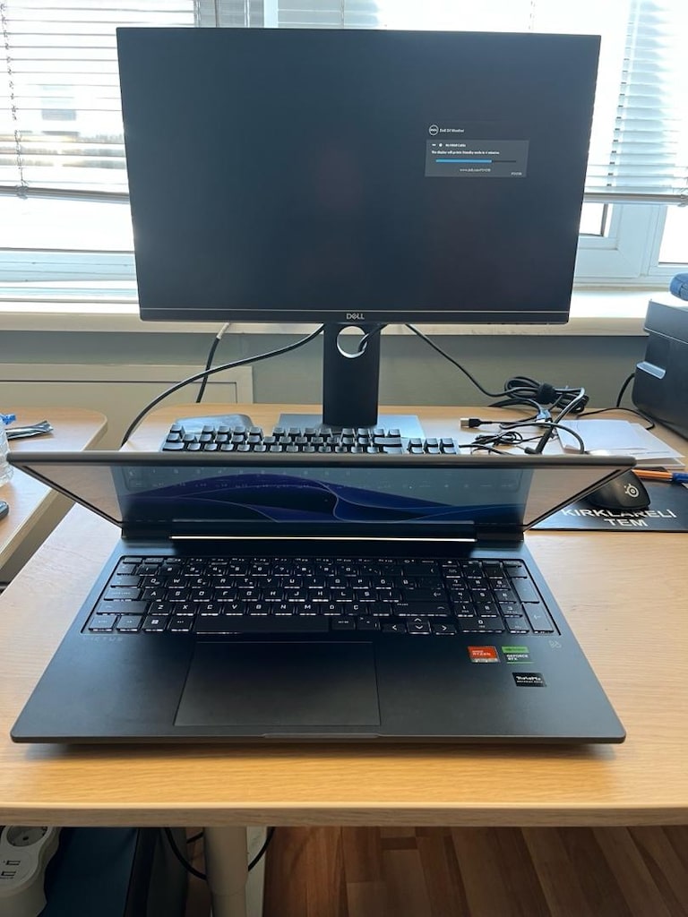 Hp Victus 16 Ryzen 5 7640HS 16GB Ram 512 gb SSD RTX4050 - 4