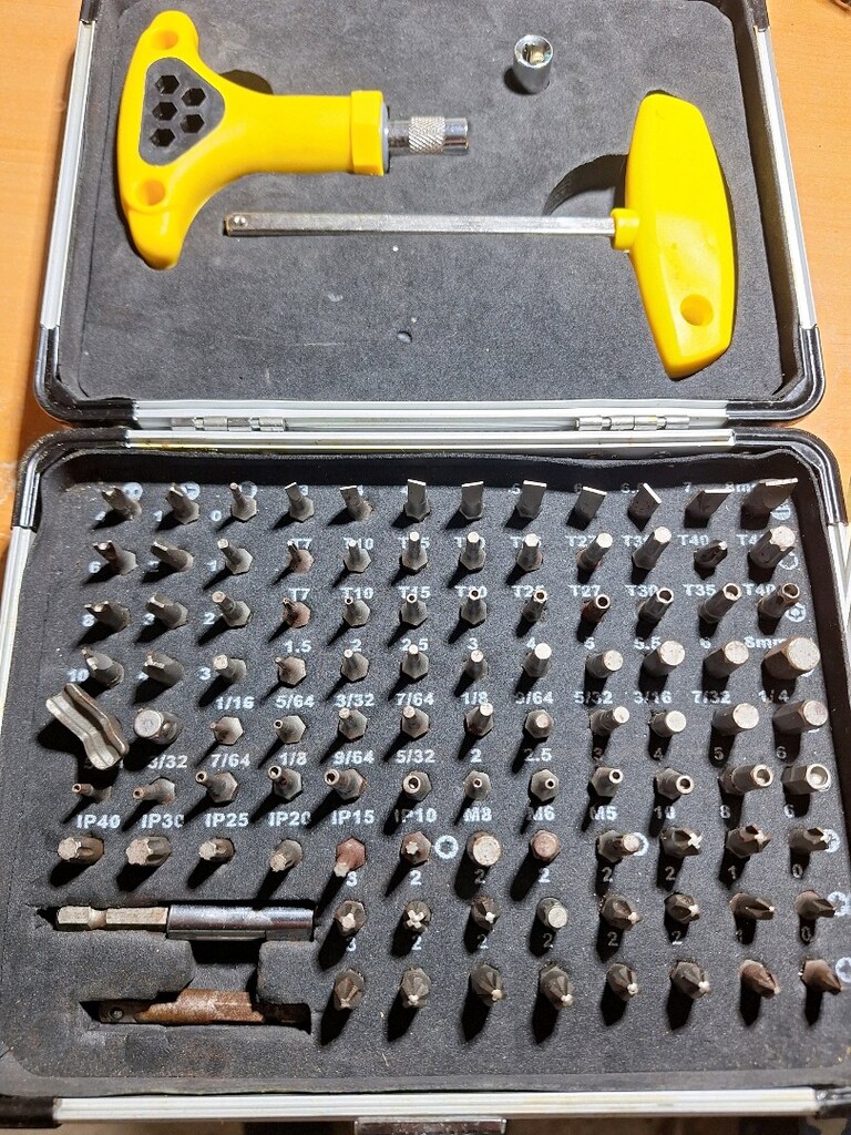 Bits ucları ellele ve şarjlı makineler için tam 105 adetAntalyada
