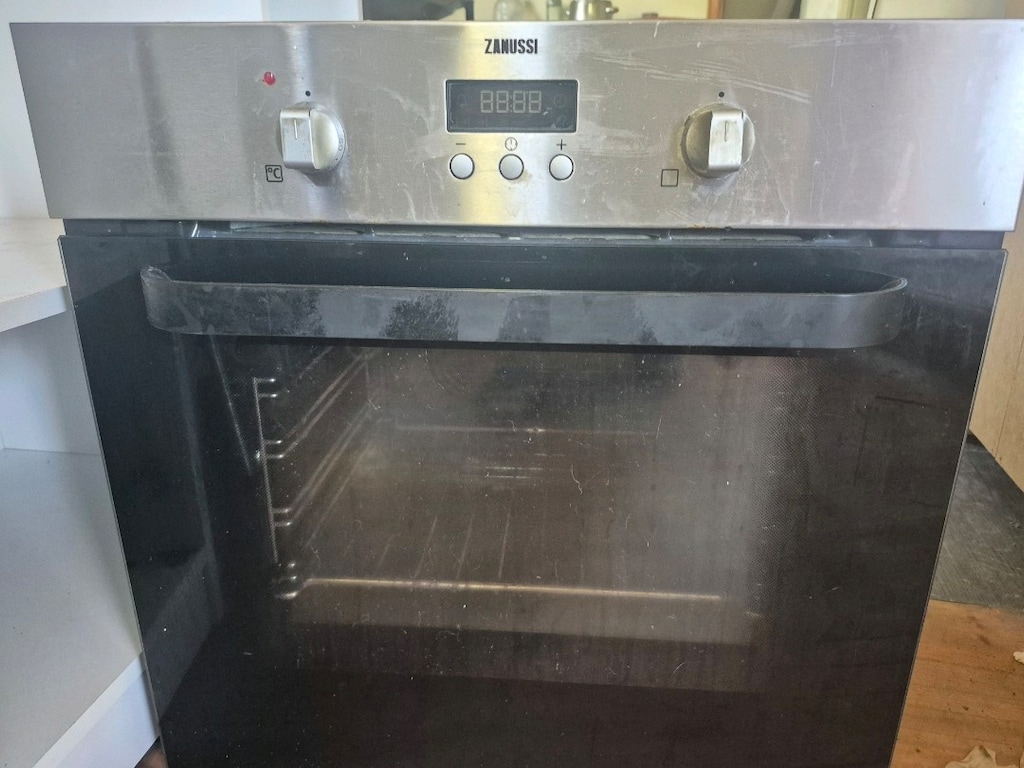 zanussi marka ankastre fırın - 3